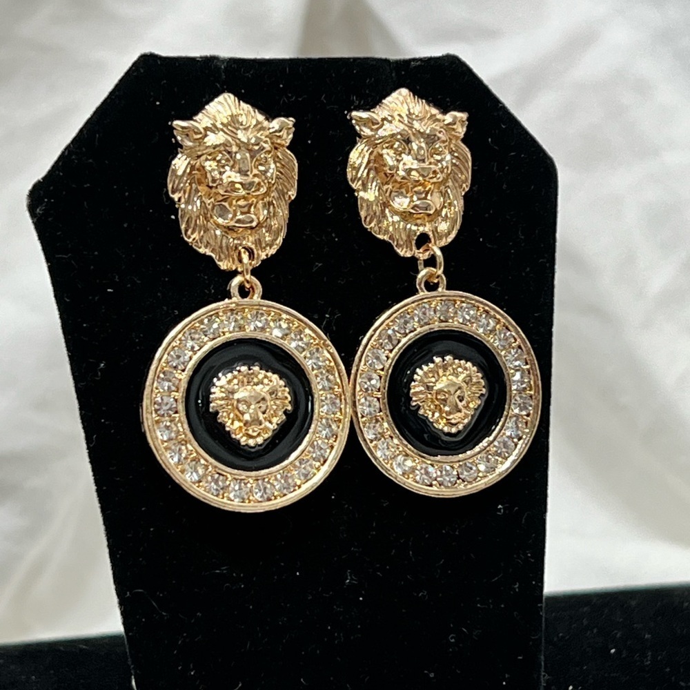 Fashion Jewelry Ladys Earrings Lion Heads Straight Up High Fashion☑️ - Picture 5 of 8